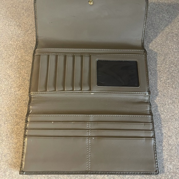 Coach Wallet - Picture 3 of 7